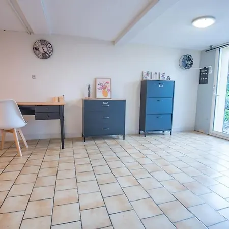 Le Repos De L'aubance , Avec Grand Jardin Et Hébergement de vacances *