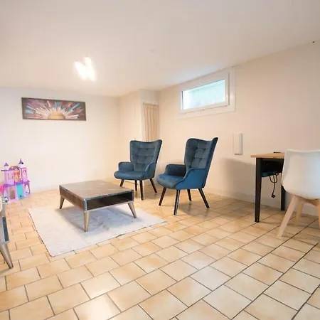 Сasa de vacaciones Le Repos De L'aubance , Avec Grand Jardin Et *