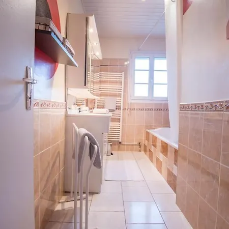 Le Repos De L'aubance , Avec Grand Jardin Et Hébergement de vacances