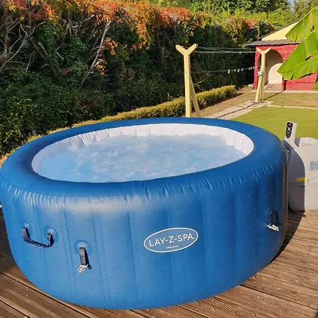 Le Repos De L'aubance , Avec Grand Jardin Et Hébergement de vacances