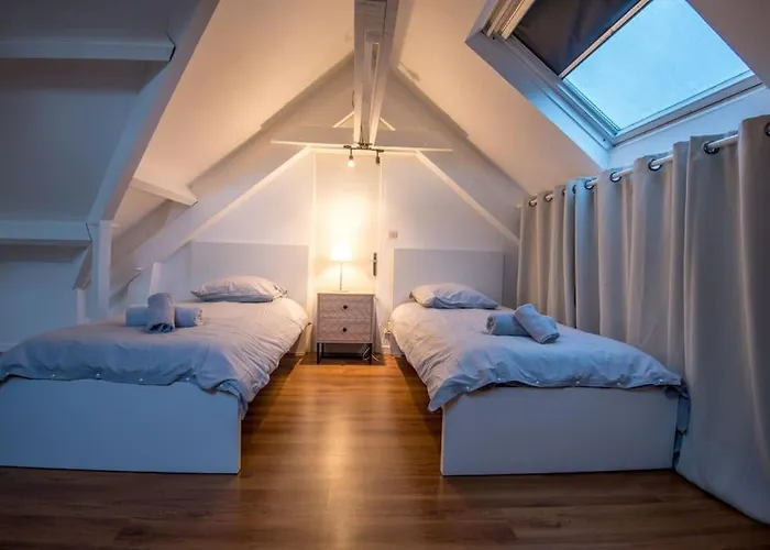 펜션 Le Repos De L'aubance , Avec Grand Jardin Et *